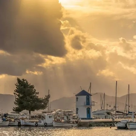 Giotas Near The Sea Artaki *